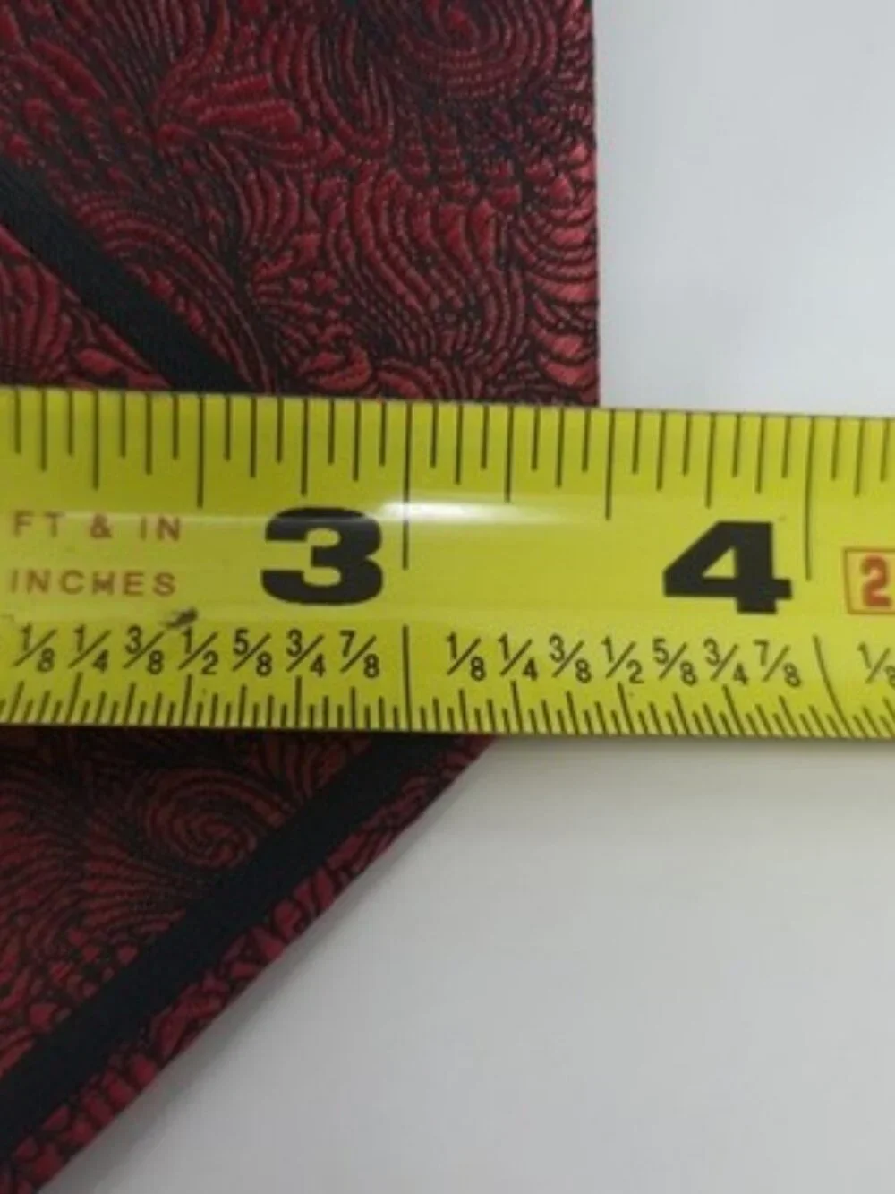 ​Stacy Adams Signature Gold Men's Tie Red Black Paisley Diamond Microfiber 3.5